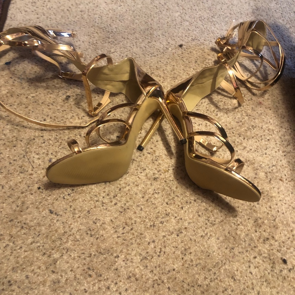 Metallic strapped gold sandals